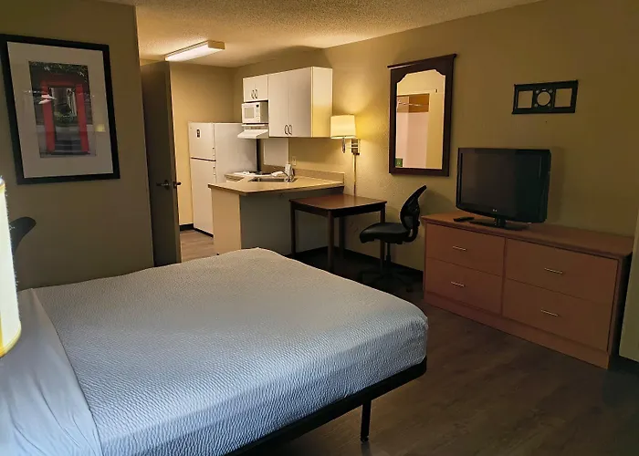 Extended America - Chicago - - I-90 Hotel 2*